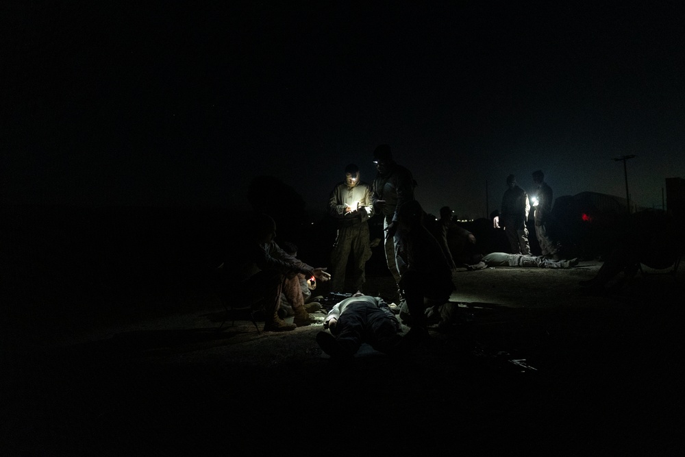 11th MEU Marines conduct Vertical Assault Raid Course