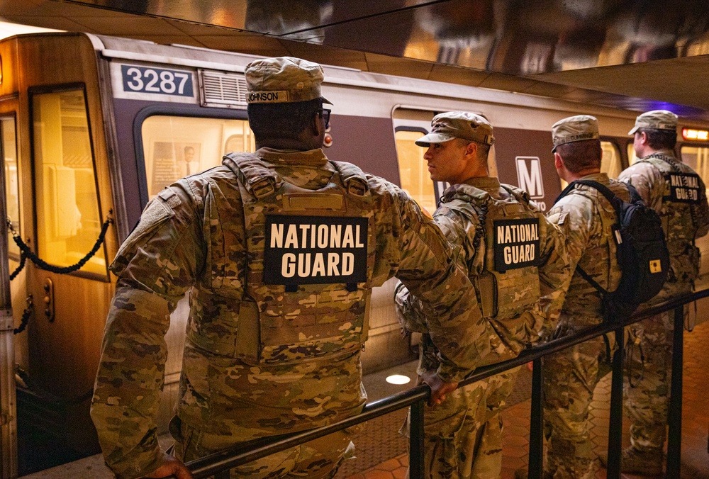 Members of 4/118th Infantry Regiment patrol D.C. streets