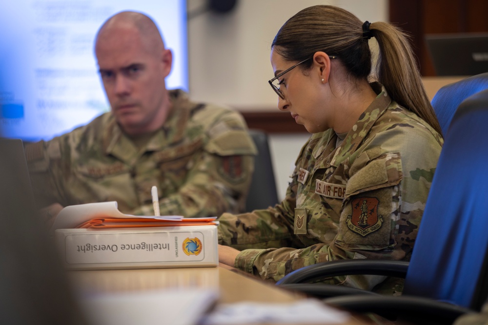 Washington National Guard intel units receive three-day intelligence oversight inspection from National Guard Bureau inspector general
