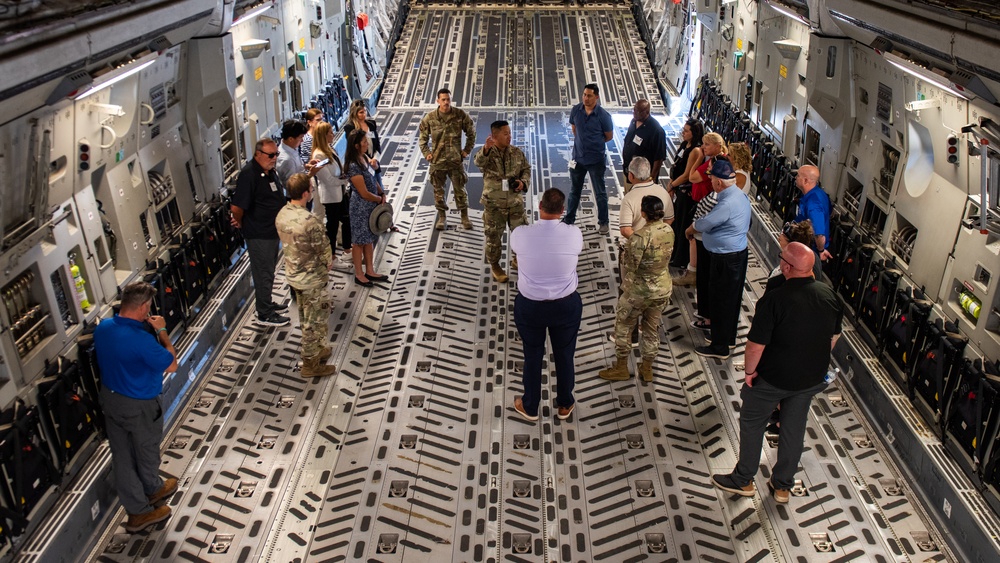 Travis conducts Honorary Commanders MXG Tour