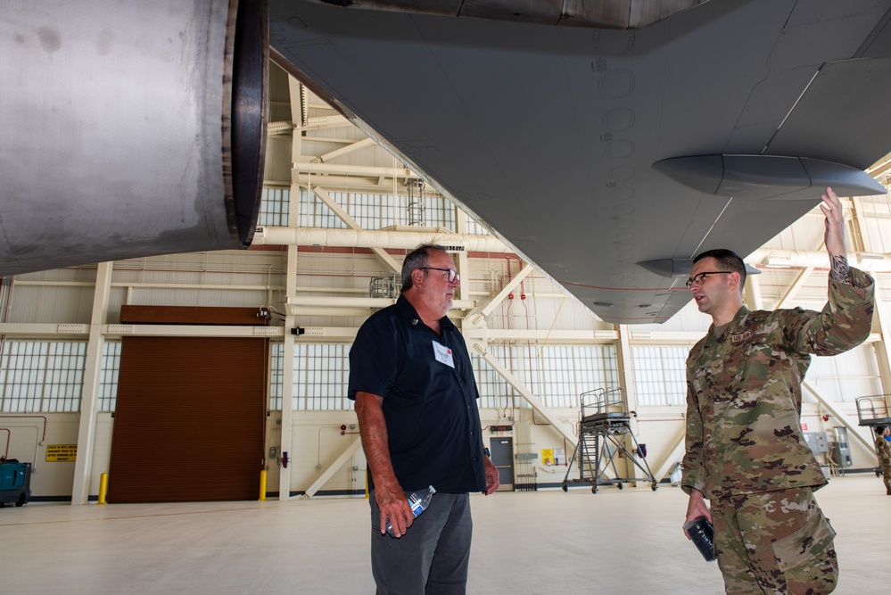 Travis conducts Honorary Commanders MXG Tour