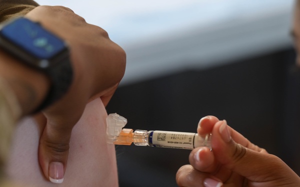 15th Medical Group hosts 2025 flu line