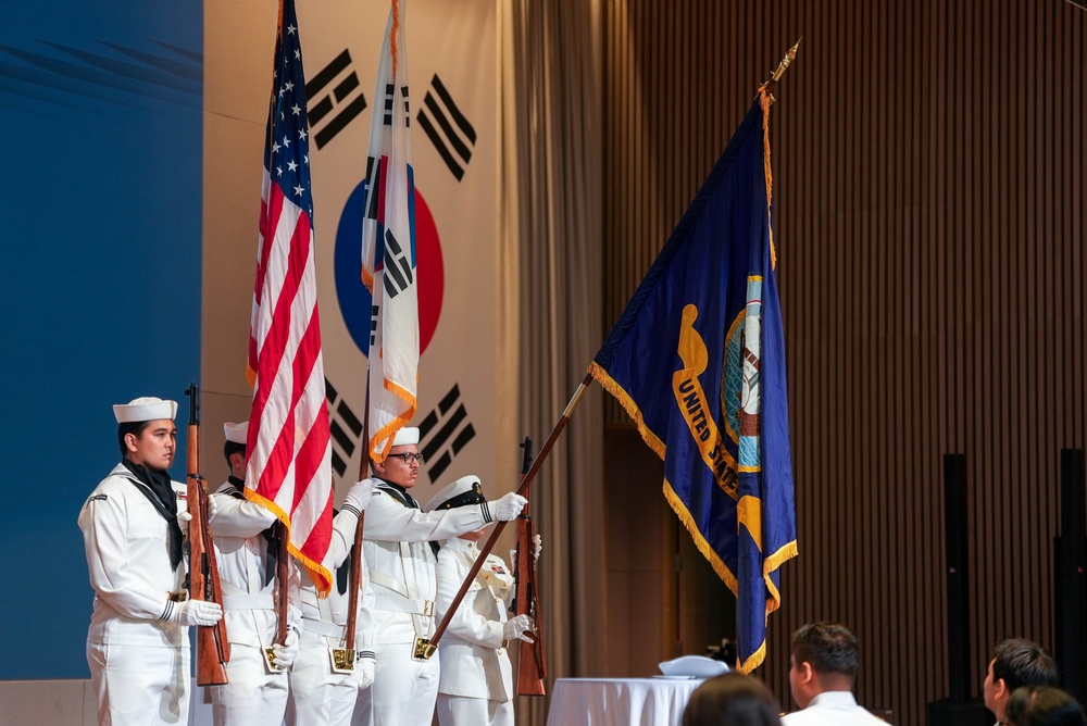 CNFK Celebrates Navy’s 250th Birthday in Busan