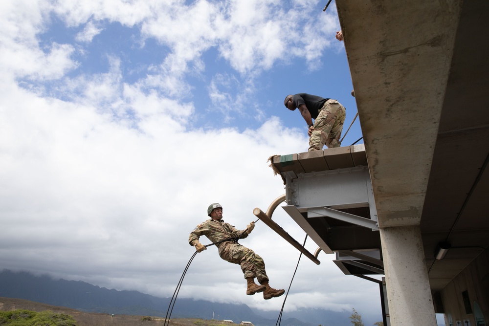 25th ID Enhances Readiness at Lightning Academy Air Assault Course