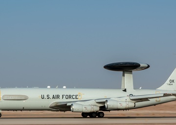 USAF, RSAF conduct integrated E-3 Sentry sorties