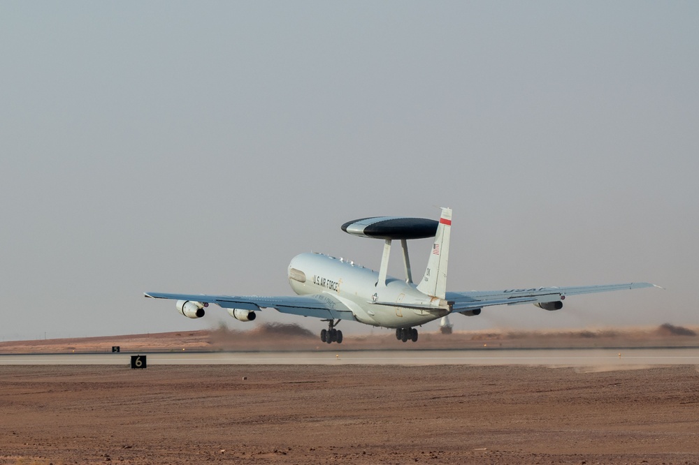 USAF, RSAF conduct integrated E-3 Sentry sorties
