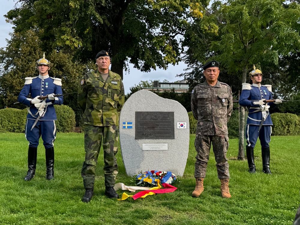 Korean and Swedish Generals honor Sweden’s Korean War Medical Legacy Korean and Swedish Generals honor Sweden’s Korean War Medical Legacy