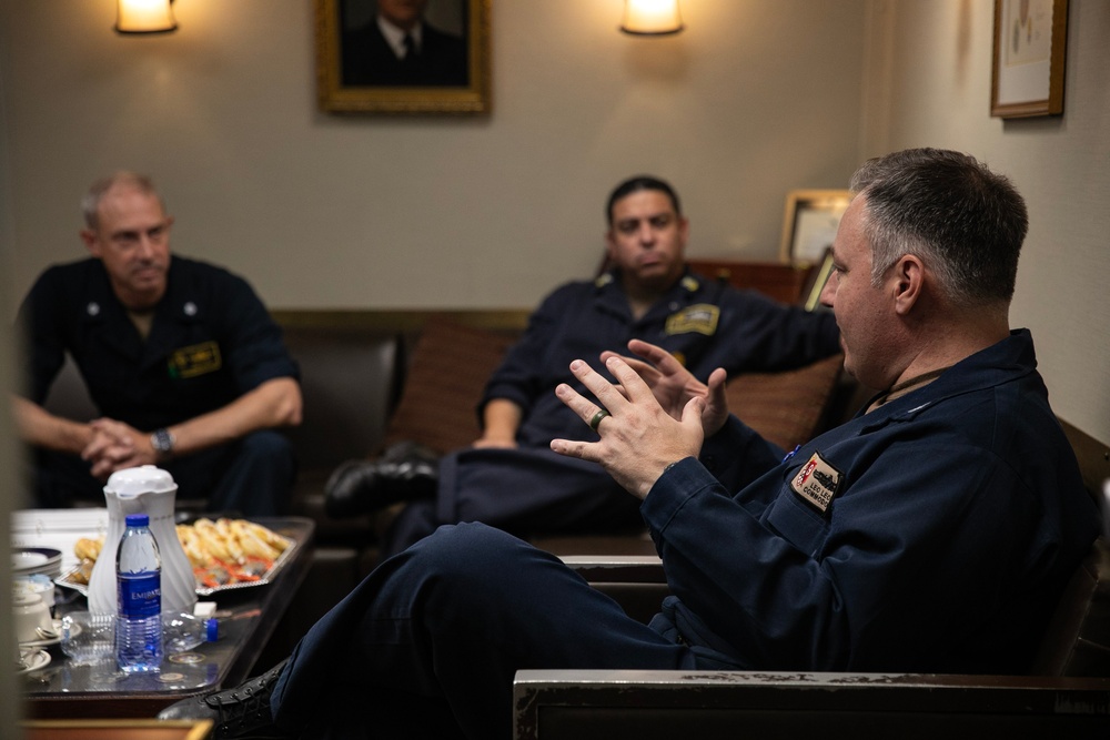 COMMANDER, DESTROYER SQUADRON 9 VISITS USS WAYNE E. MEYER