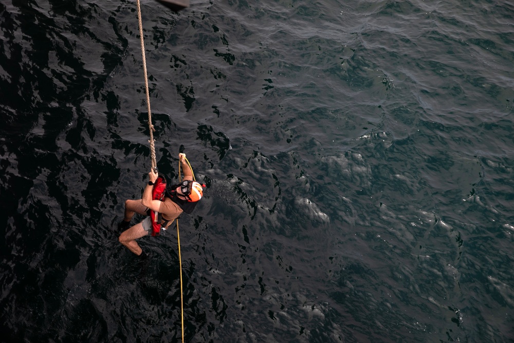 USS WAYNE E. MEYER SAILORS CONDUCT MAN OVERBOARD DRILL