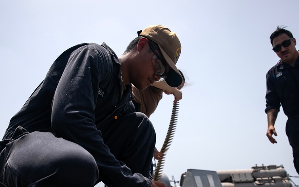 USS WAYNE E. MEYER SAILORS CONDUCT CREW-SERVED WEAPONS LIVE-FIRE EXERCISE