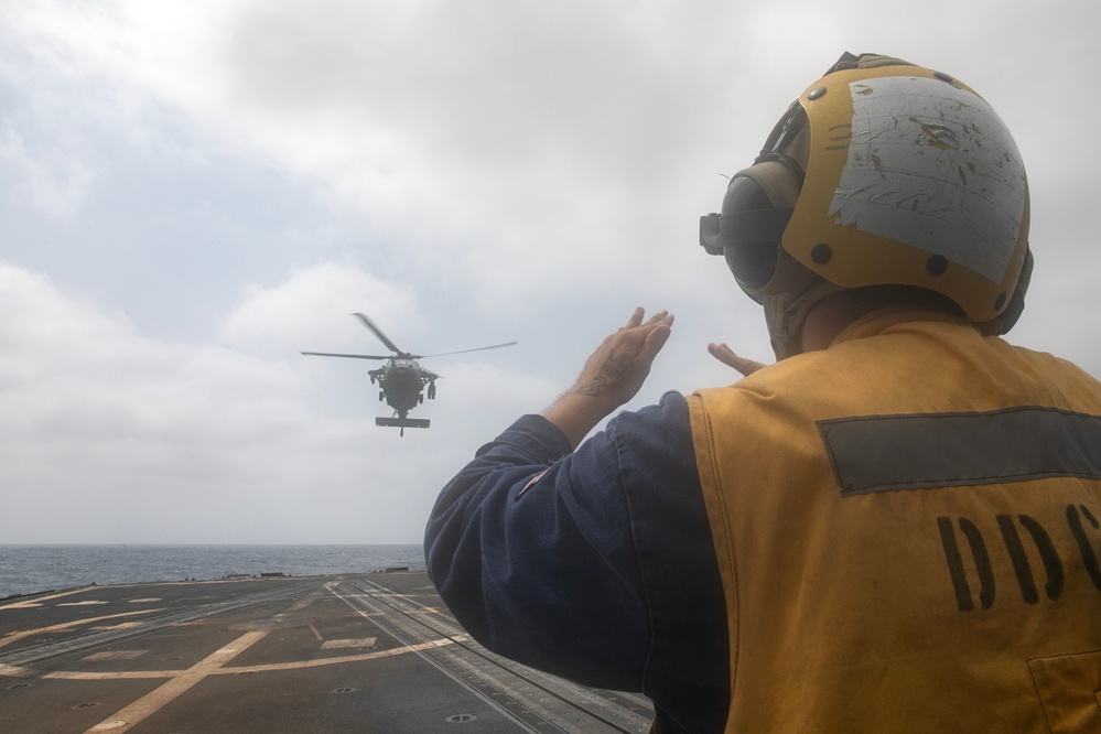 USS WAYNE E. MEYER SAILORS CONDUCTS FLIGHT OPERATIONS