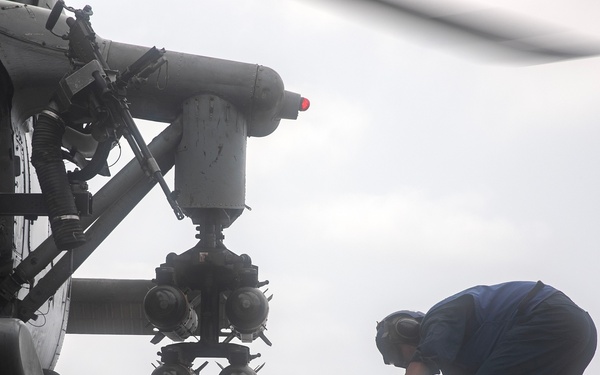 USS WAYNE E. MEYER SAILORS CONDUCTS FLIGHT OPERATIONS