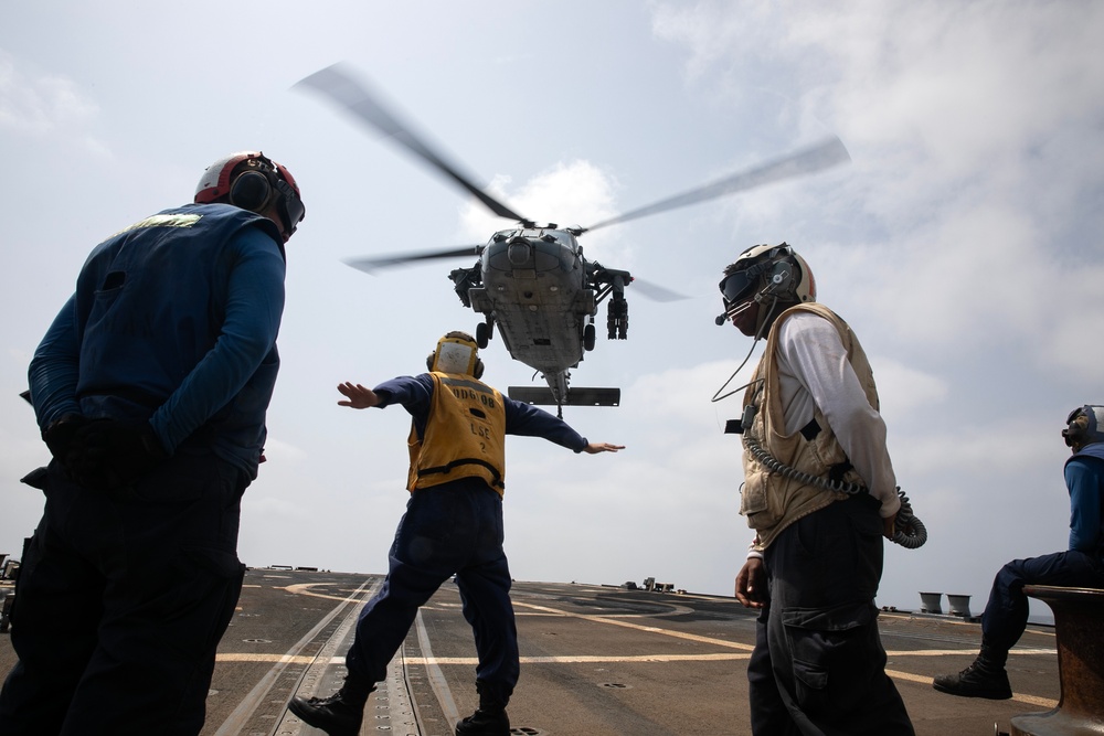 USS WAYNE E. MEYER SAILORS CONDUCTS FLIGHT OPERATIONS