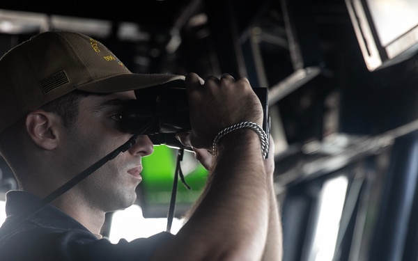 USS WAYNE E. MEYER CONDUCTS DAILY OPERATIONS