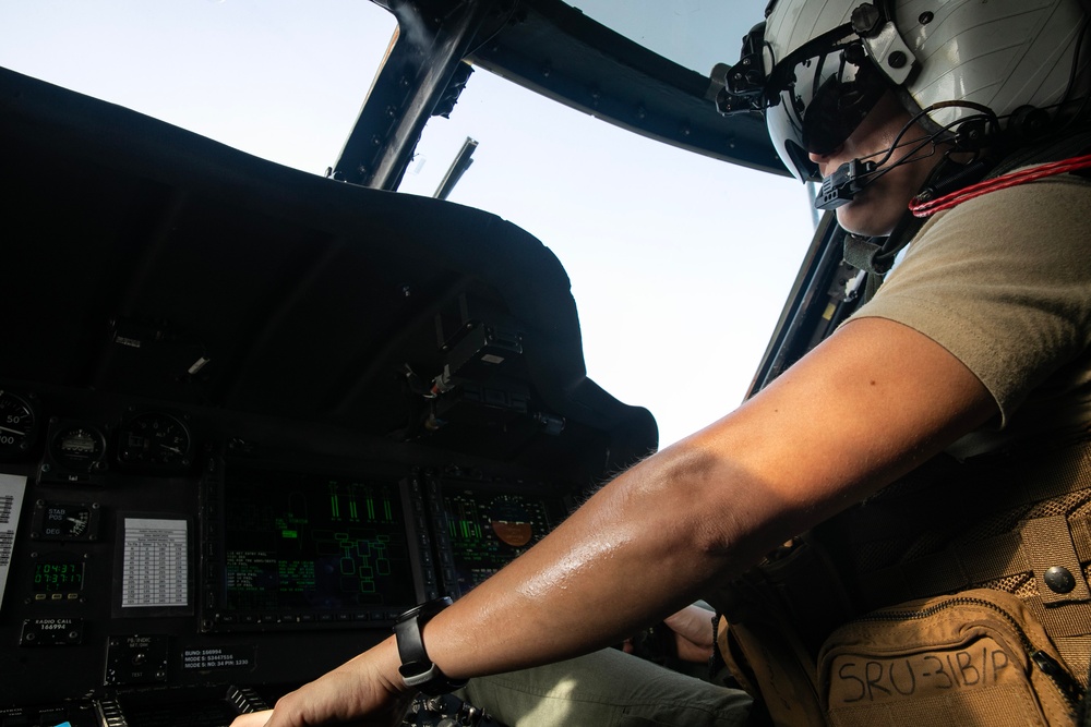 USS WAYNE E MEYER, HSM-73 CONDUCT FLIGHT OPERATIONS