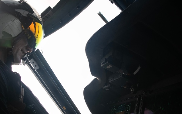 USS WAYNE E MEYER, HSM-73 CONDUCT FLIGHT OPERATIONS