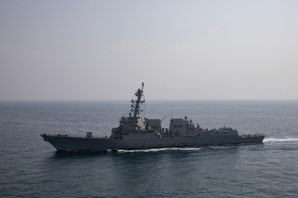 USS WAYNE E MEYER, HSM-73 CONDUCT FLIGHT OPERATIONS
