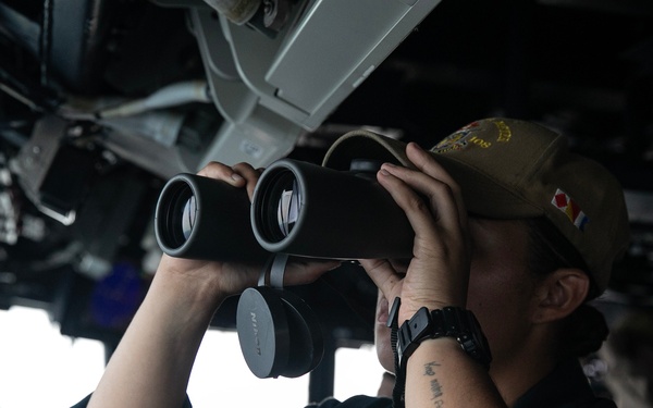 USS WAYNE E. MEYER CONDUCTS SEA AND ANCHOR EVOLUTION