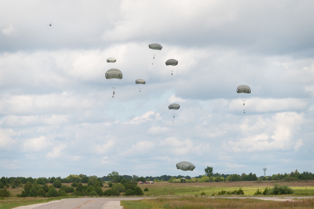 MPs commemorate being the Army’s “shield” for 84 years