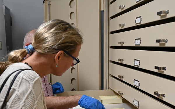 Spouse of British Army General given tour of the Frontier Army Museum