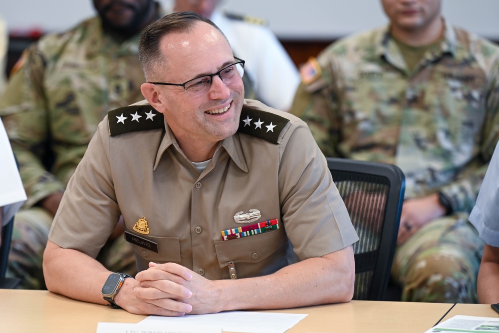 USTRANSCOM deputy commander visits Panama