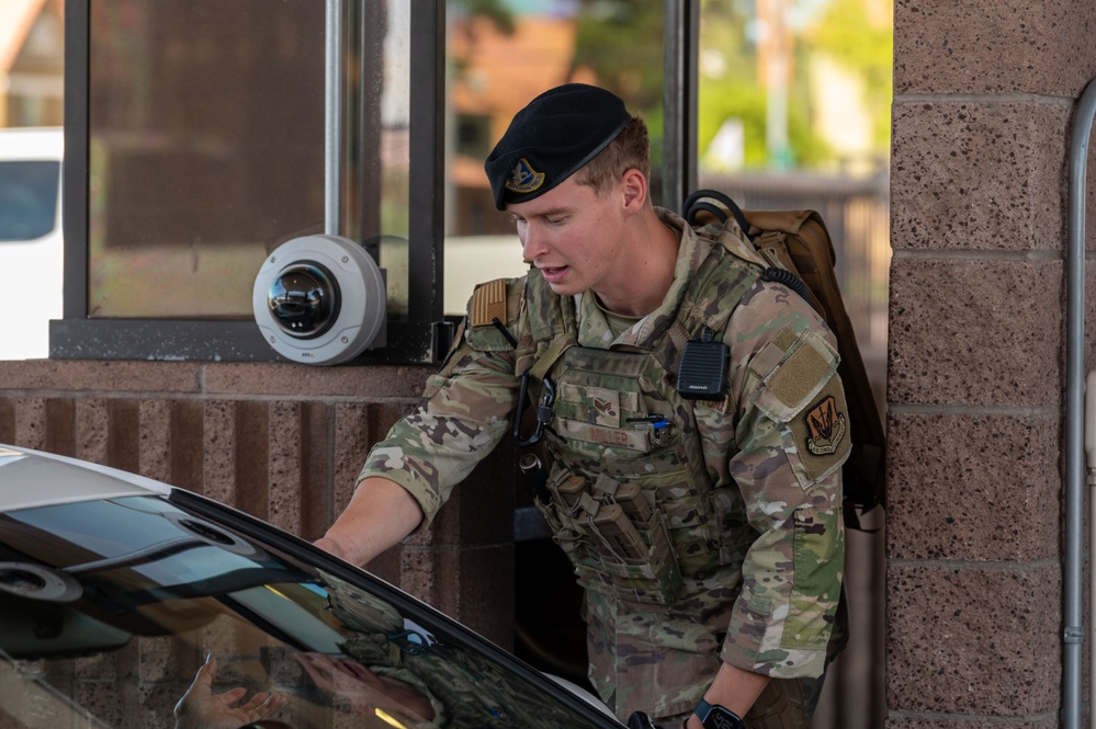 Nellis defenders use new personal cooling gear to beat desert heat