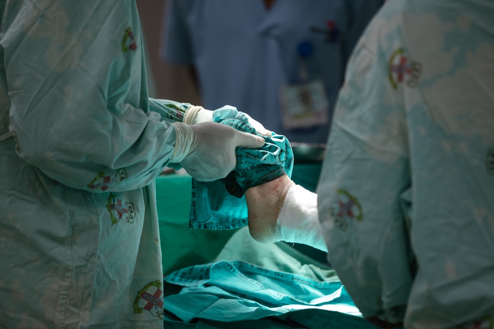 US, Angola conduct joint medical subject matter expert exchange on trauma surgery techniques