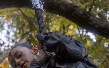 Combat Logistics Battalion 24 Participate in Endurance Course