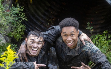Combat Logistics Battalion 24 Participate in Endurance Course