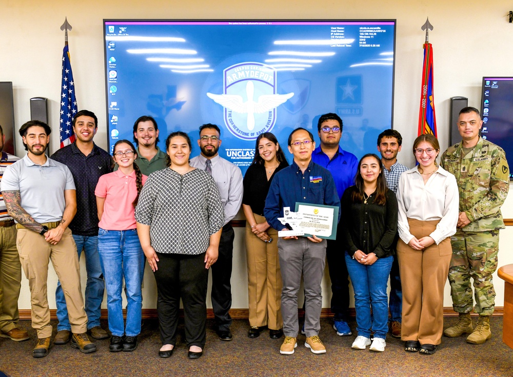 CCAD Hosts NASA-Sponsored Engineering Interns from TAMUK and Del Mar College