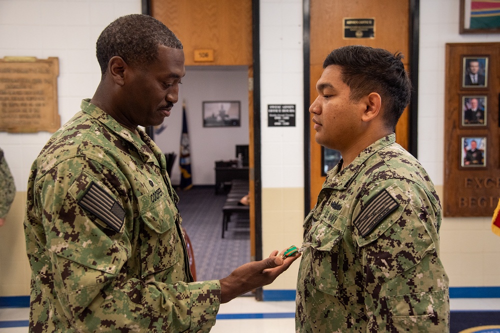 Boatswain’s Mate 1st Class Benson Lakabung Completes Tour at SWESC Great Lakes and Receives Navy and Marine Corps Achievement Medal