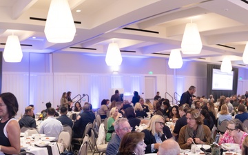 Oceanside Chamber of Commerce honors Camp Pendleton Marines