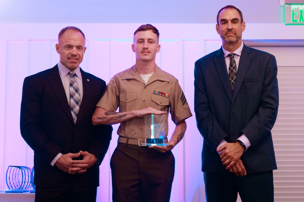 Oceanside Chamber of Commerce honors Camp Pendleton Marines