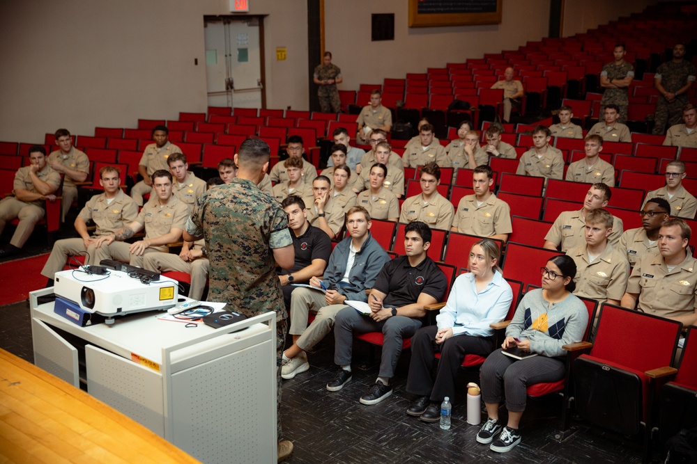 SMMC Ruiz Visits U.S. Merchant Marine Academy