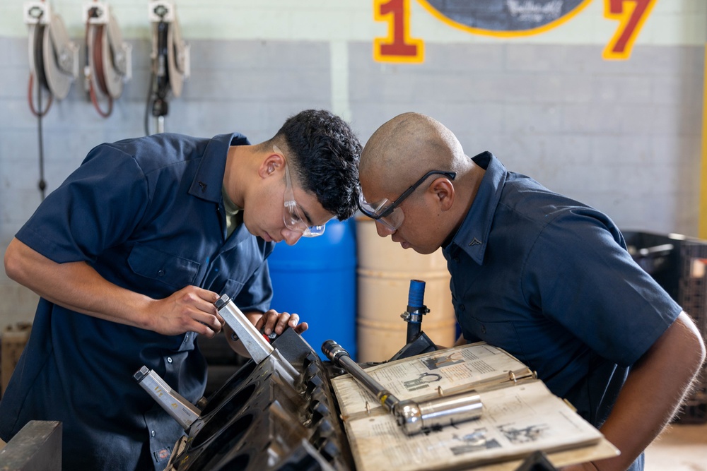 1st Maintenance Battalion awarded the Secretary of Defense Field-Level Award