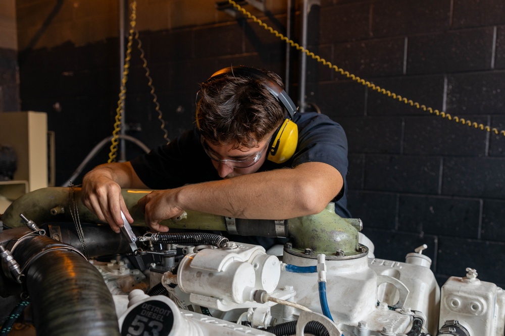 1st Maintenance Battalion awarded the Secretary of Defense Field-Level Award