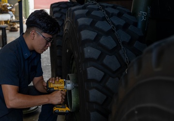 1st Maintenance Battalion awarded the Secretary of Defense Field-Level Award