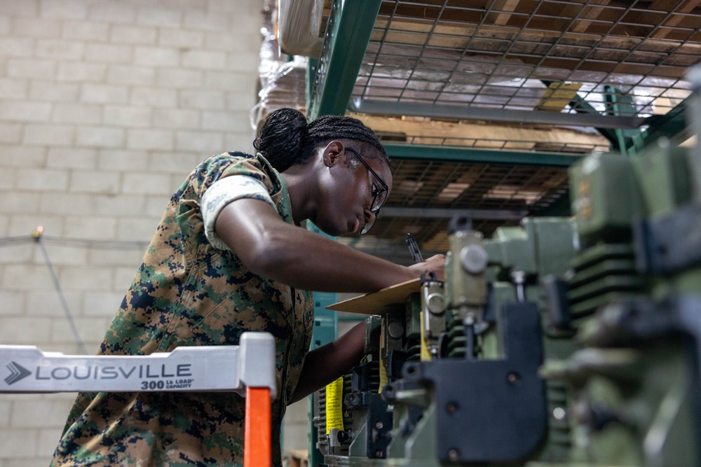 1st Maintenance Battalion awarded the Secretary of Defense Field-Level Award