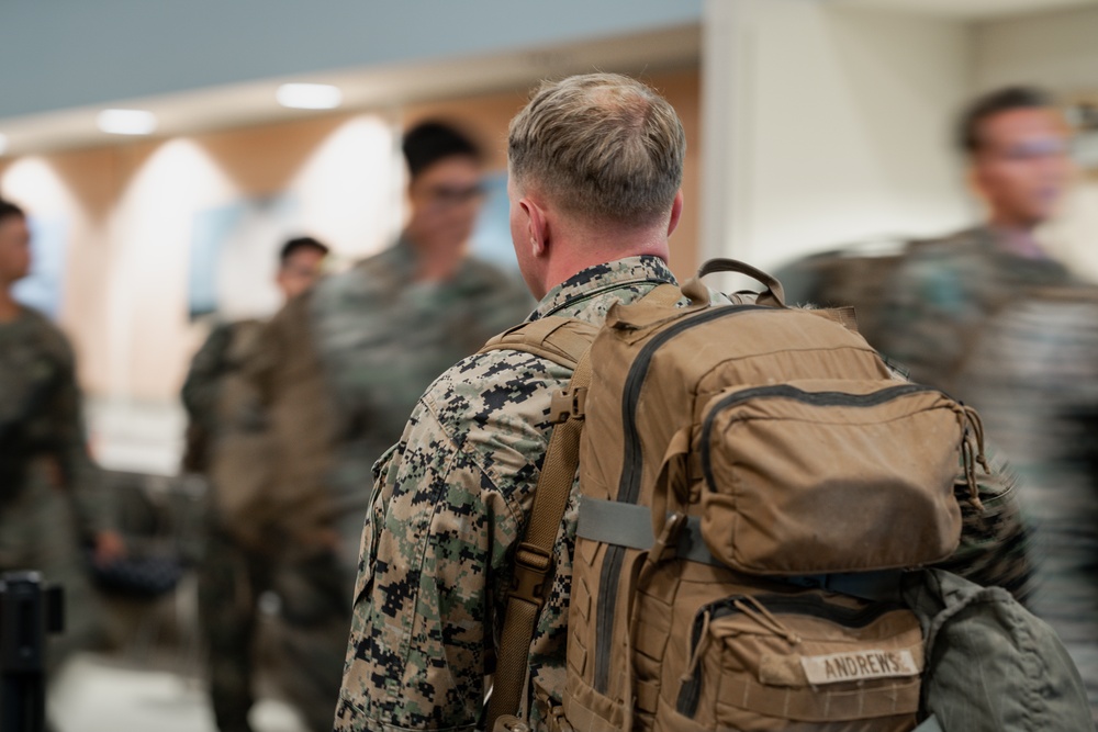 2/23 Marines Arrive Back to the U.S.