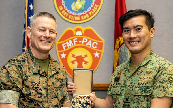 U.S. Marine Corps Forces, Pacific Hosts Staff Talks with Singapore Army