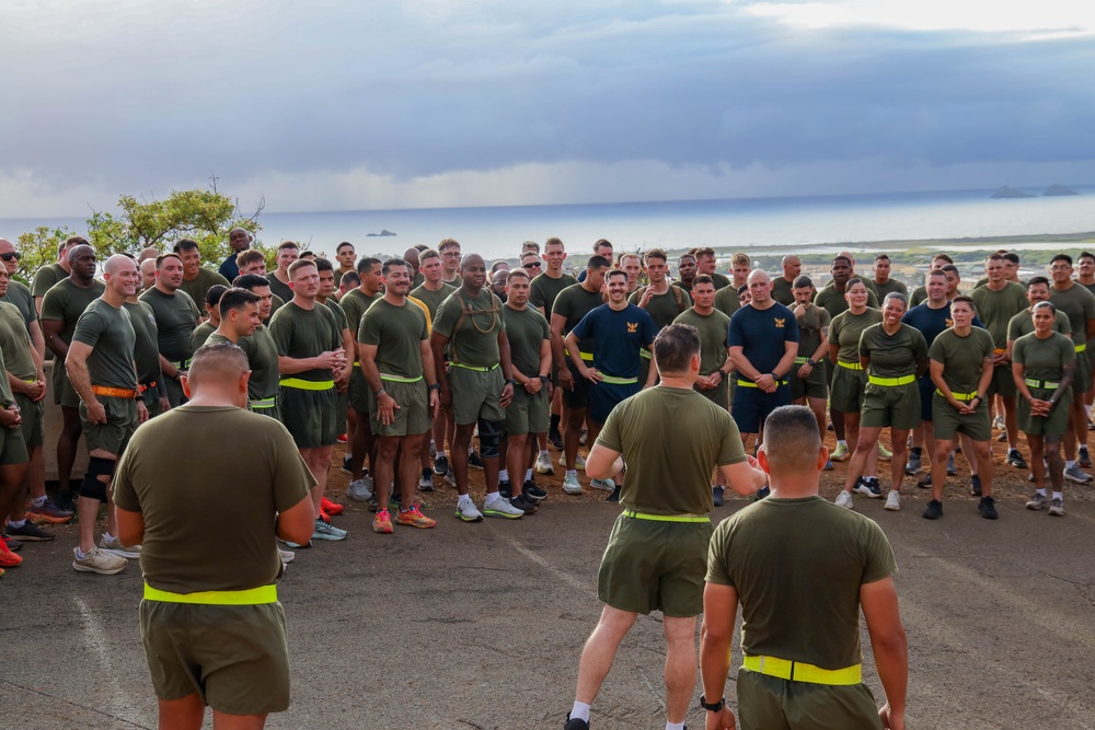 MAG-24 senior enlisted leaders climb Kansas Tower Hill