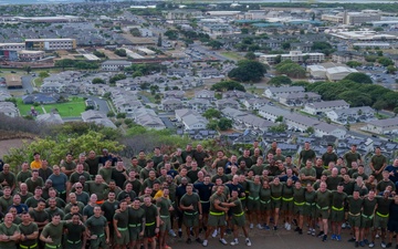 MAG-24 senior enlisted leaders climb Kansas Tower Hill