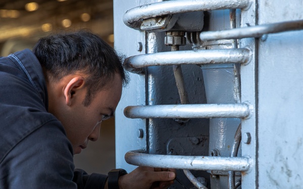 Abraham Lincoln conducts routine operations