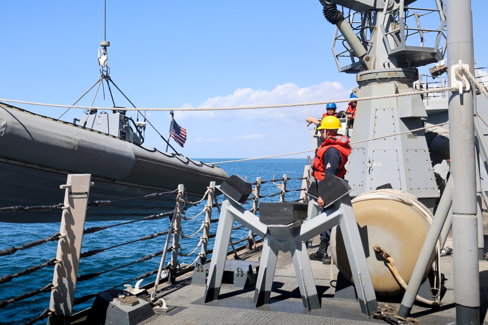 USS Paul Ignatius (DDG 117) conducts Small Boat Operations