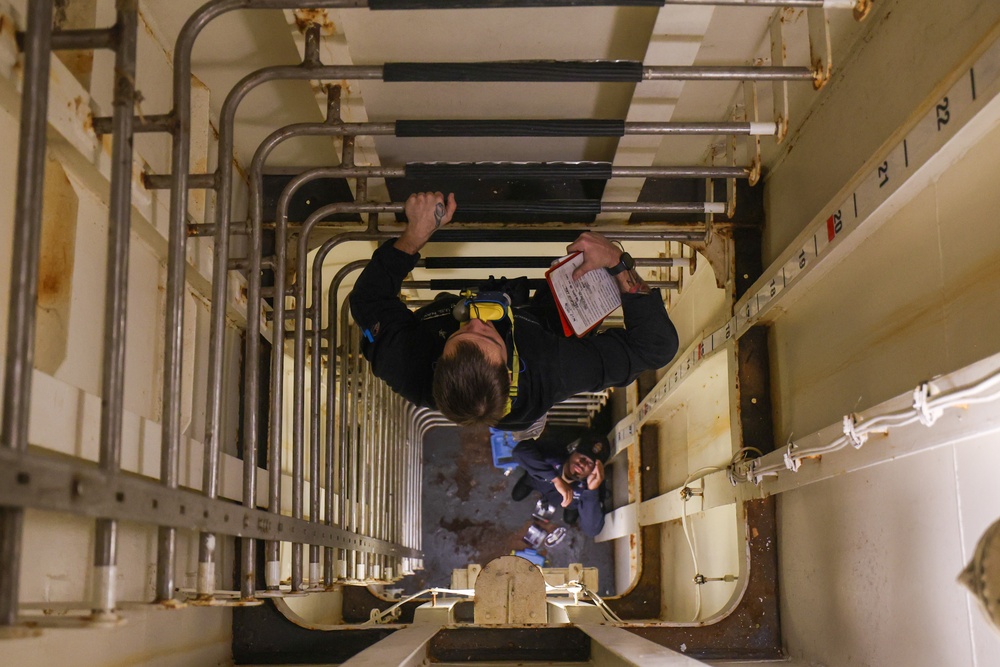 Damage Control Drill in Engineering Spaces aboard USS Paul Ignatius (DDG 117)