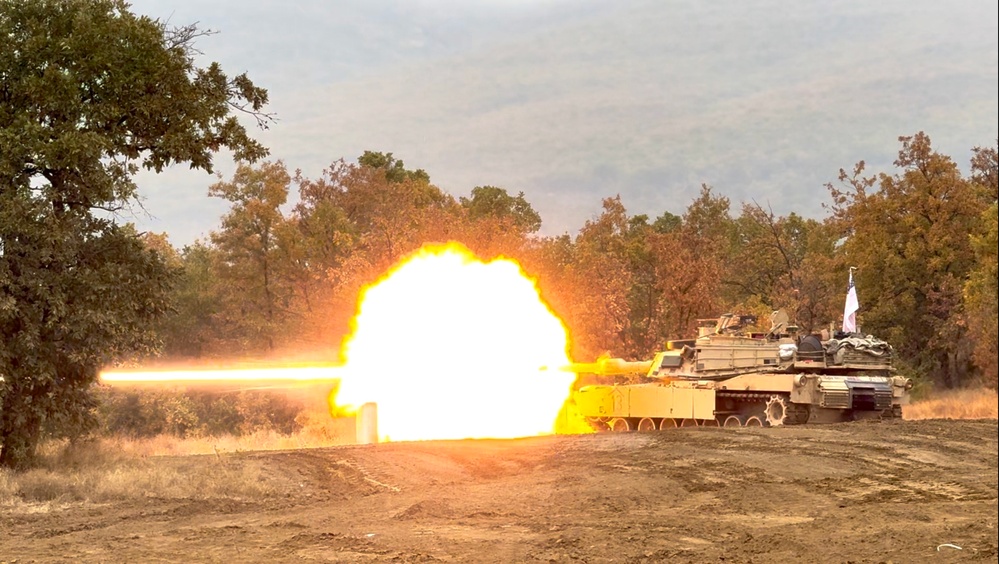 1st ABCT, 1st Infantry Division, M1A2 Abrams Conduct Table V Gunnery at Novo Selo Training Area