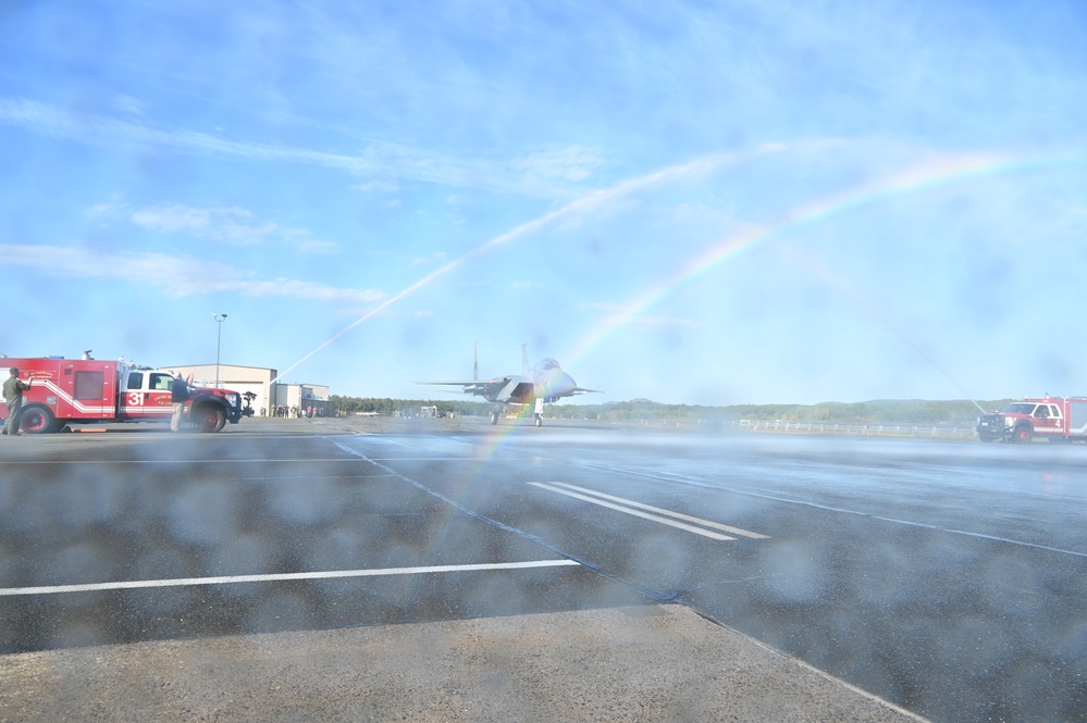 A chapter closed, 104th Fighter  Wing Commander takes final flight
