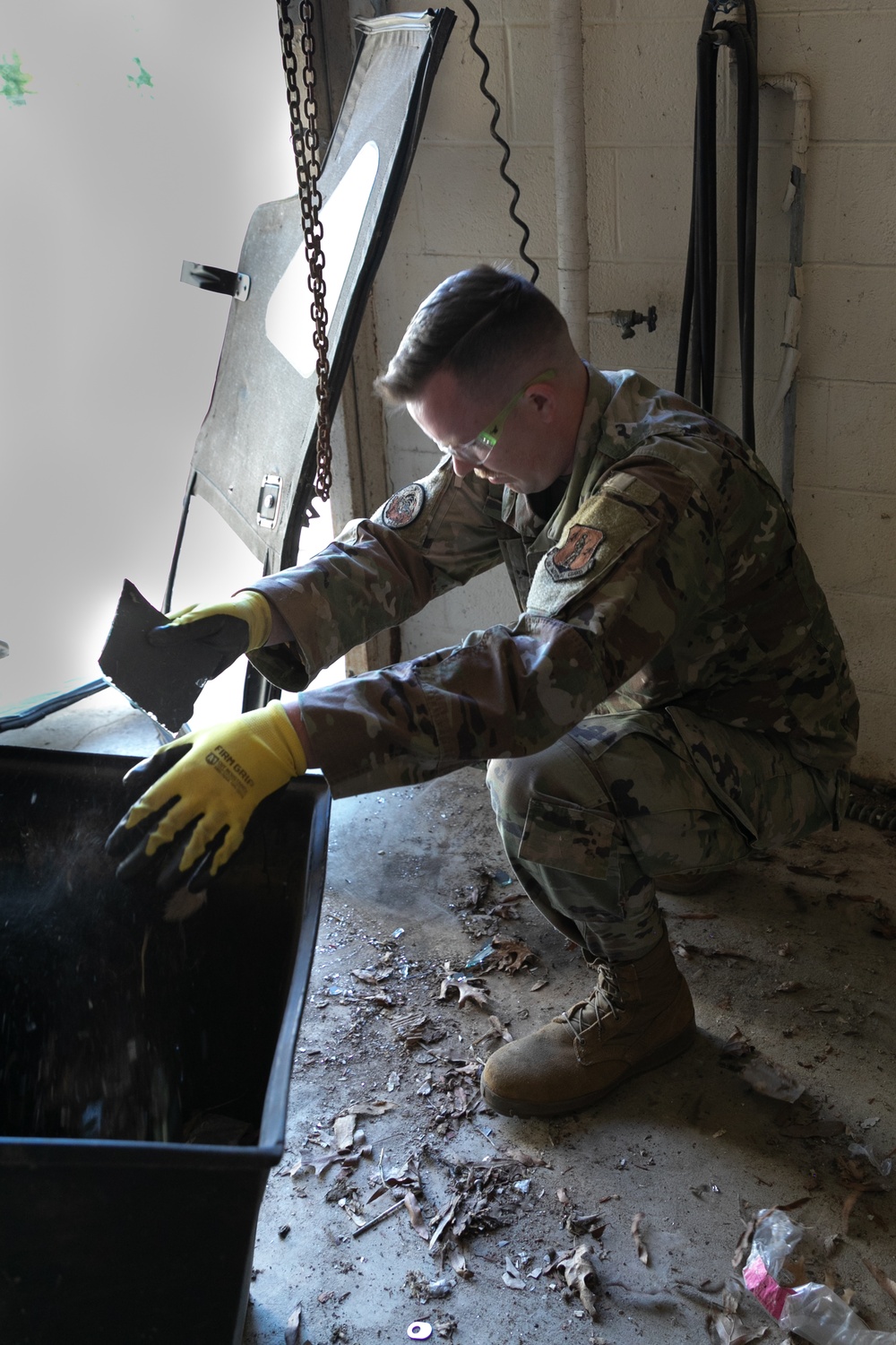 National Guardsmen clear out buildings for Capital Guardian Youth ChalleNGe Academy