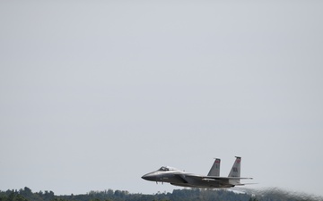 A chapter closed, 104th Fighter  Wing Commander takes final flight