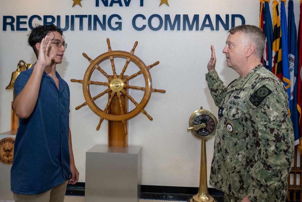 CNRC Conducts an enlistment ceremony